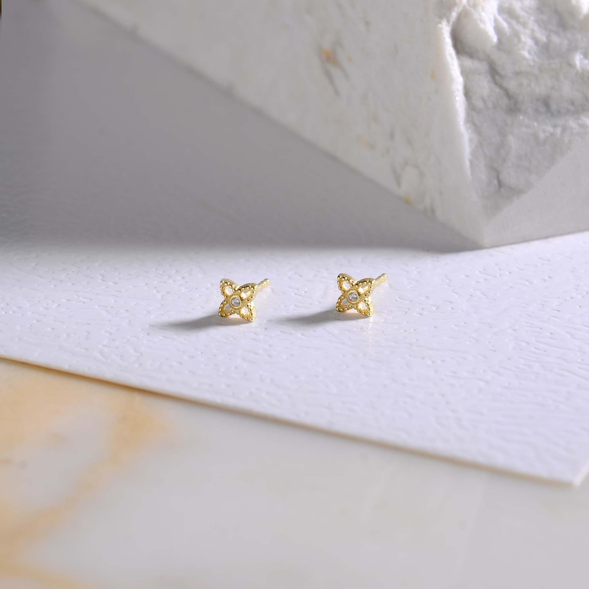 14 Ayar Altın Küpe