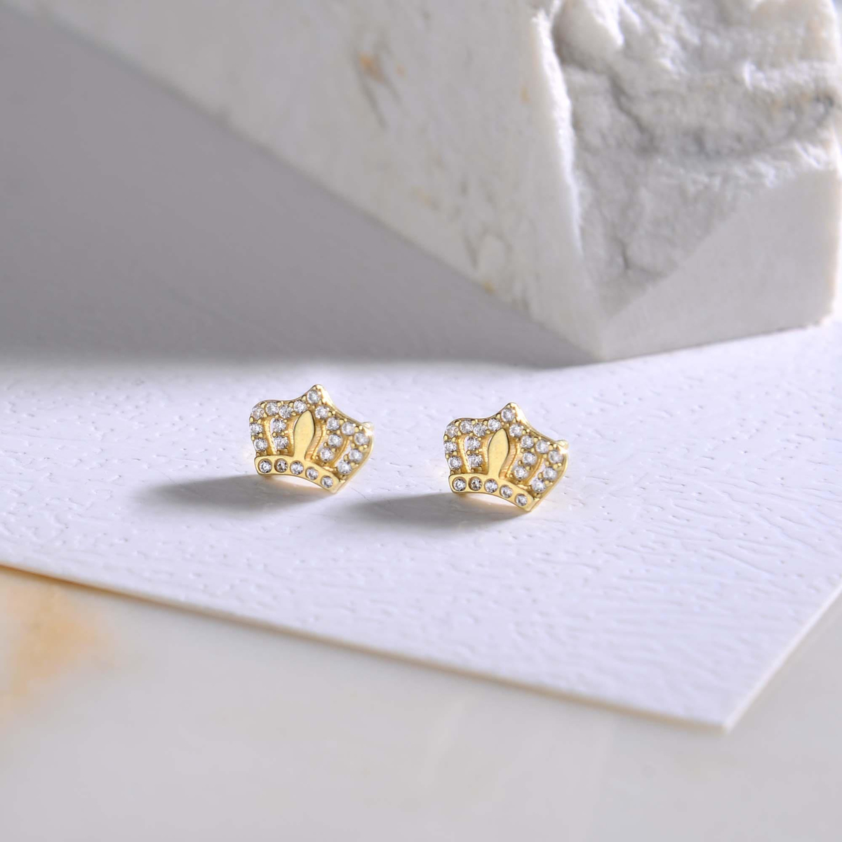 14 Ayar Altın Taşlı Küpe