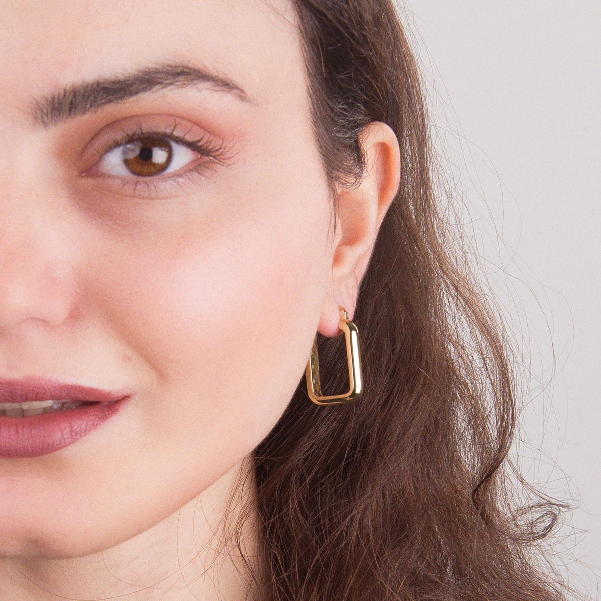 14 AYAR FİZYON ALTIN KÜPE