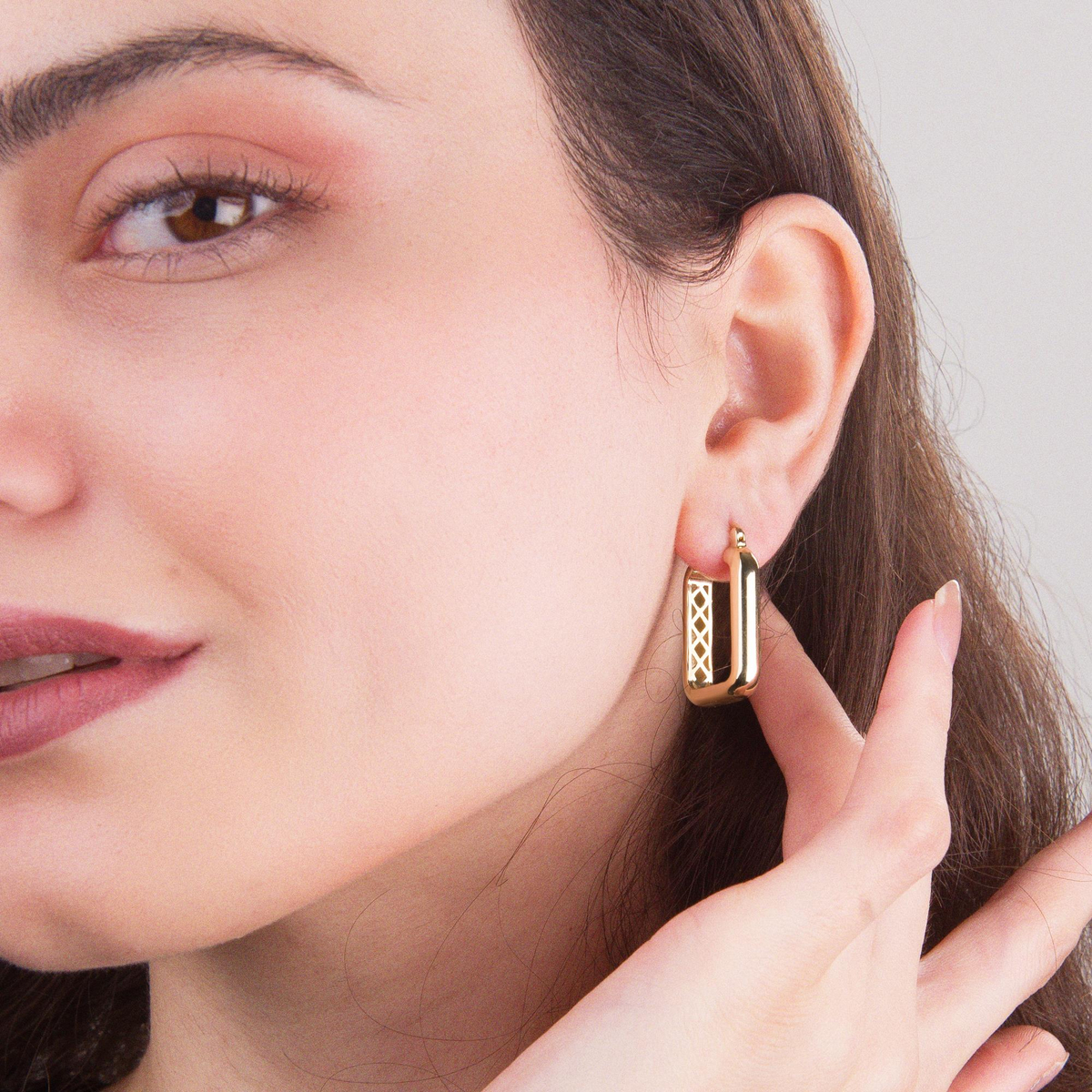 14 AYAR FİZYON ALTIN KÜPE