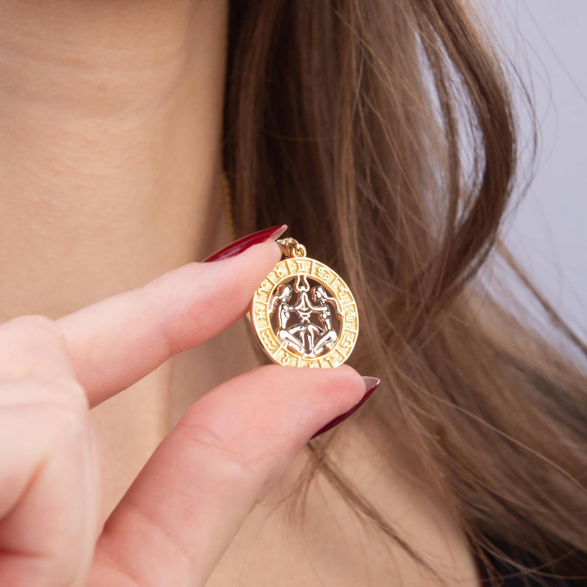 İkziler Burç Altın Charm