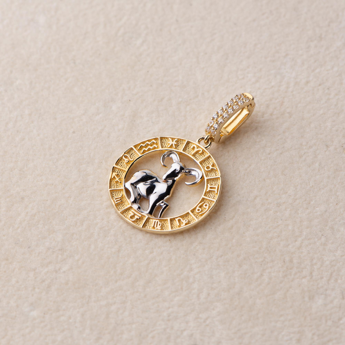 Koç Burç Altın Charm