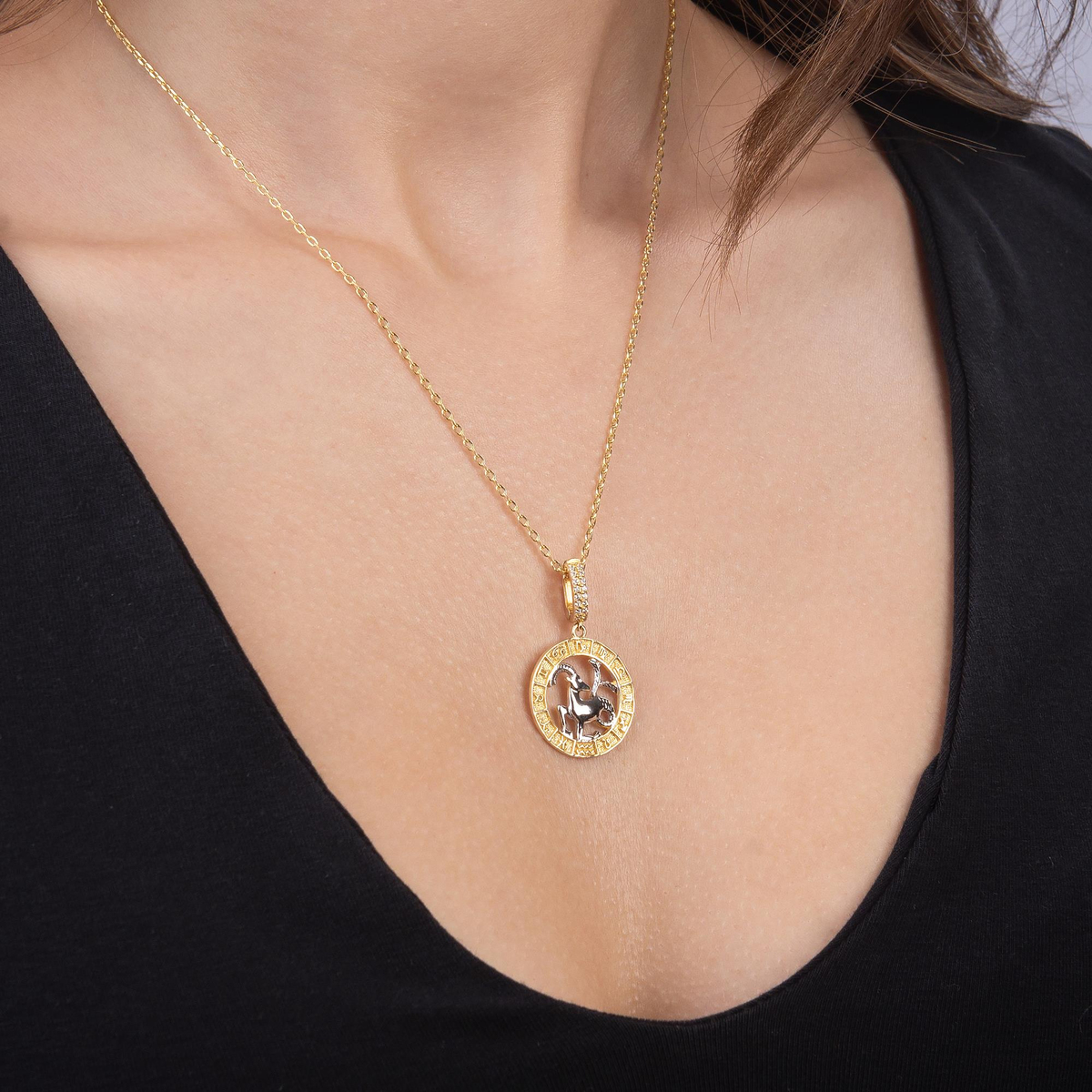 Oğlak Burç Altın Charm