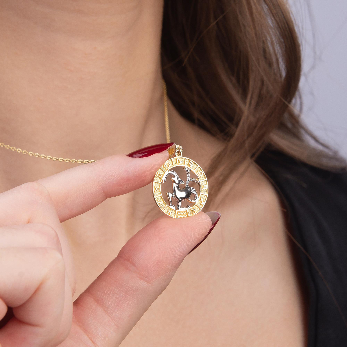 Oğlak Burç Altın Charm