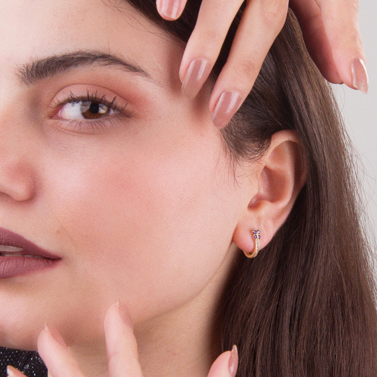 14 Ayar Altın Taşlı Kelebek Halka Küpe