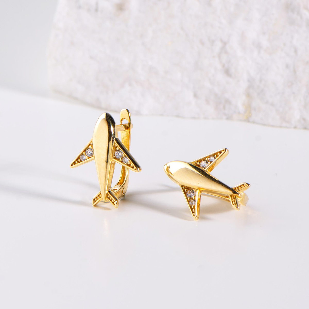 14 Ayar Altın Taşlı Uçak Küpe