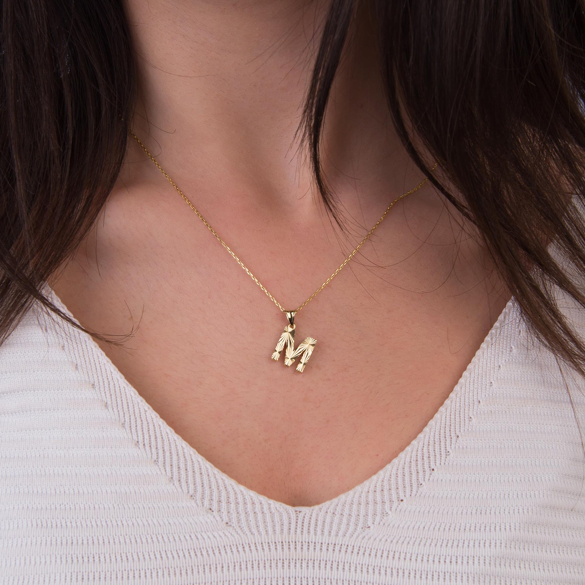 14 Ayar Altın M Harfi Kolye Ucu