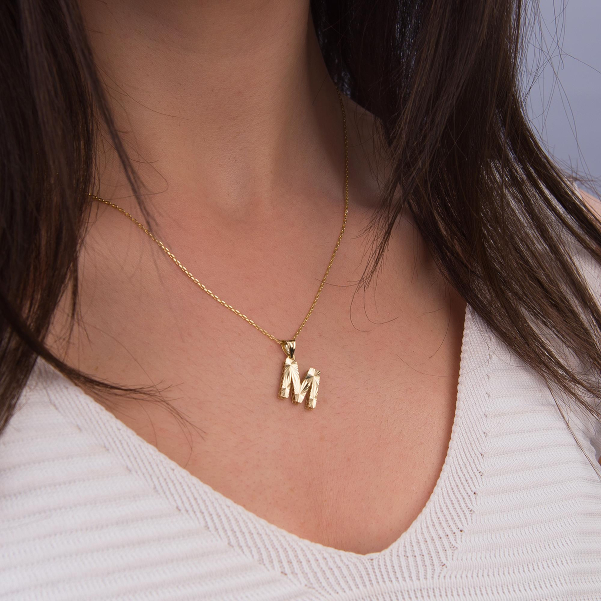 14 Ayar Altın M Harfi Kolye Ucu
