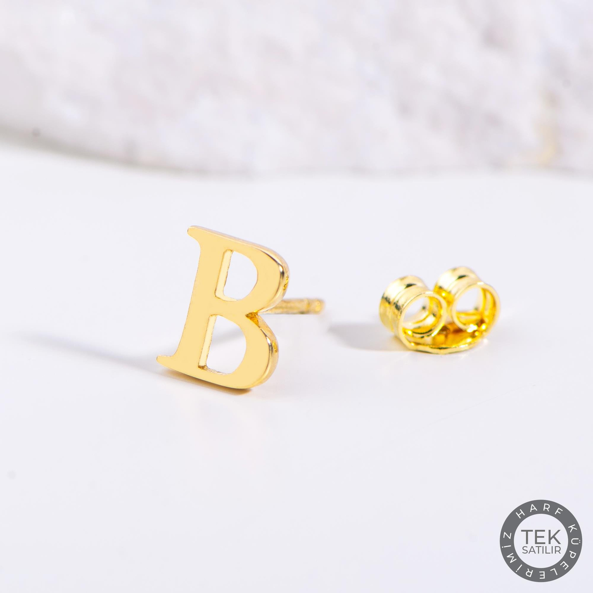 14 Ayar Altın B Harf Küpe