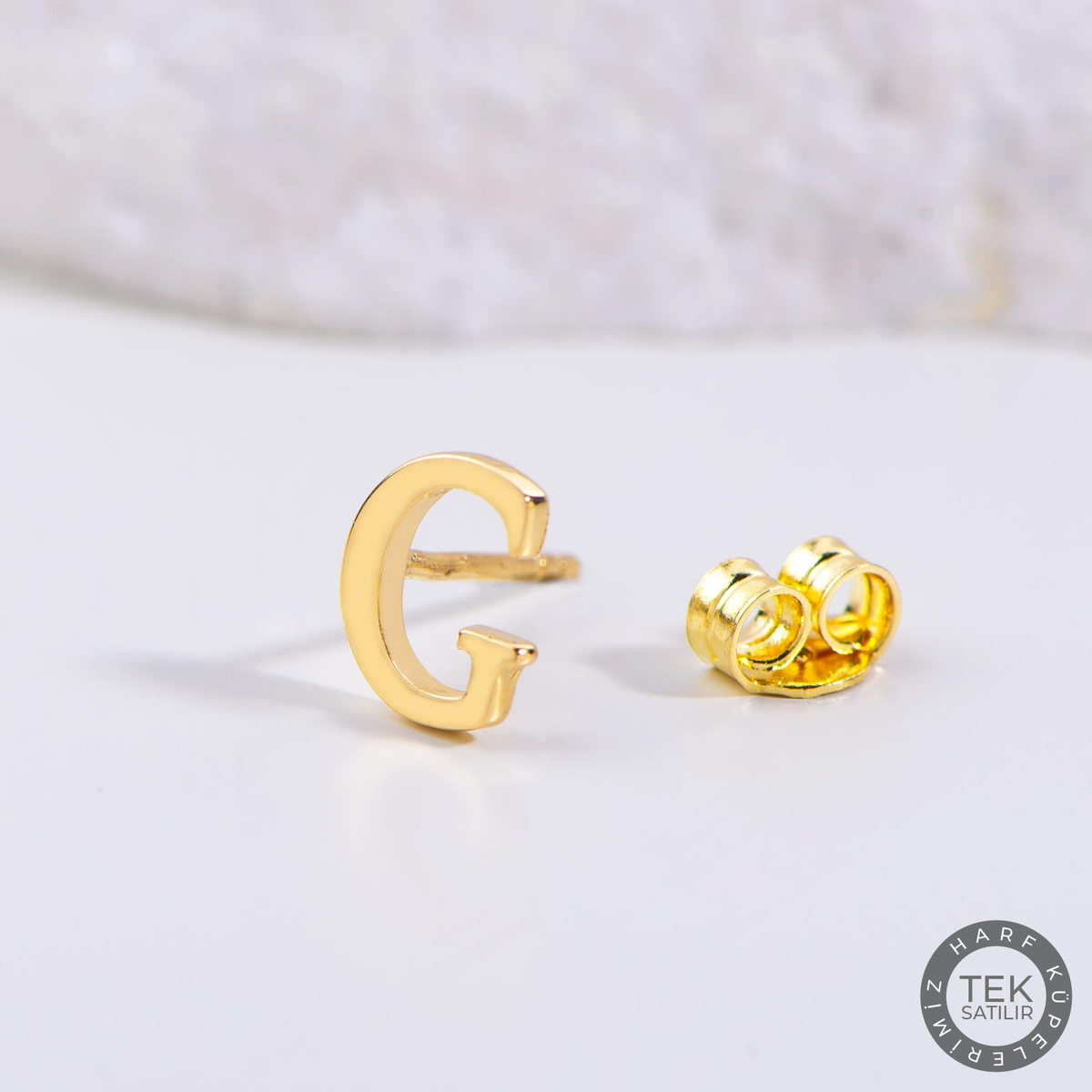 14 Ayar Altın G Harf Küpe