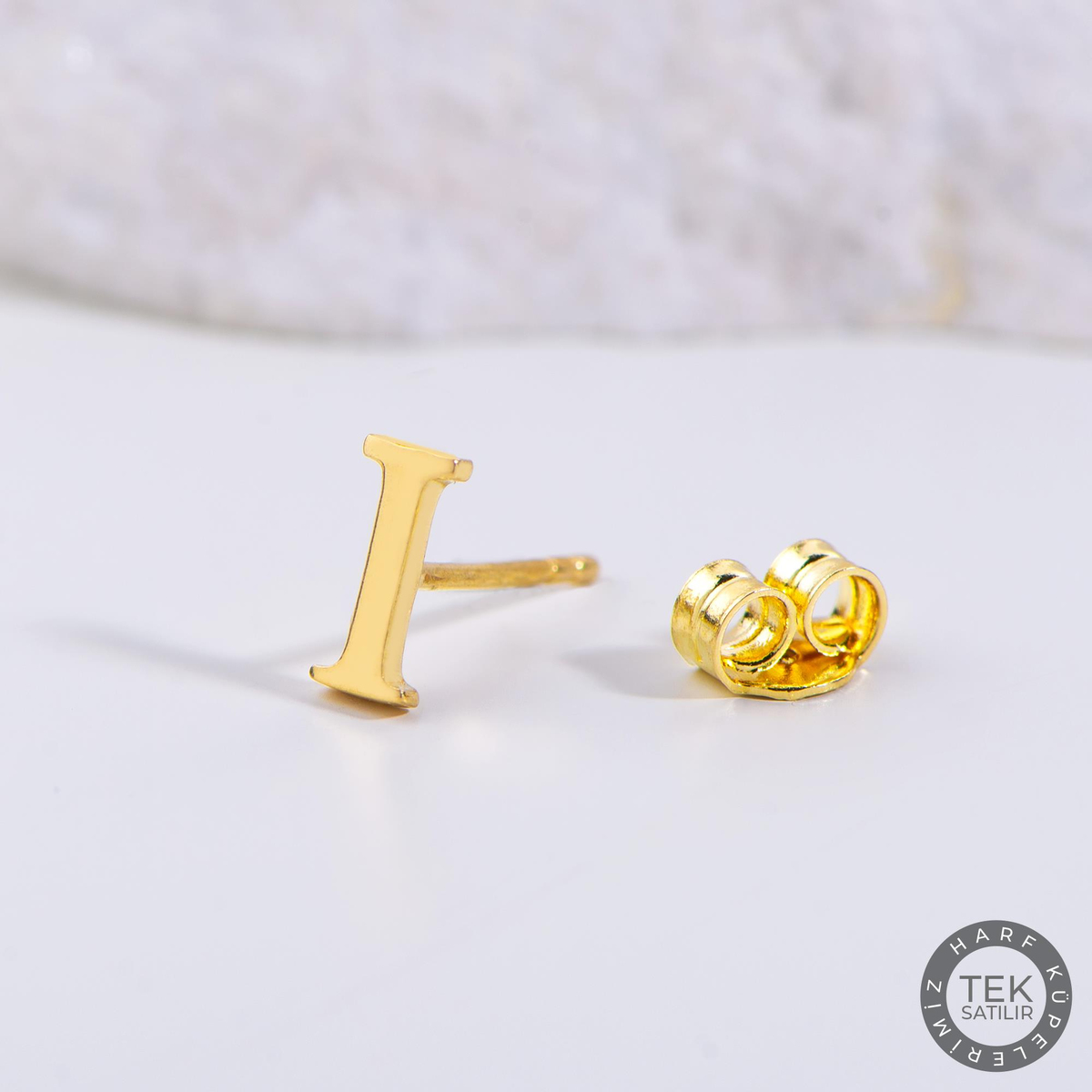 14 Ayar Altın I Harf Küpe