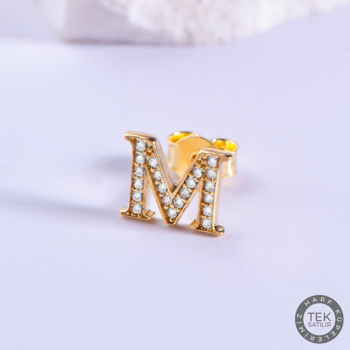 14 Ayar Altın Taşlı M Harf Küpe