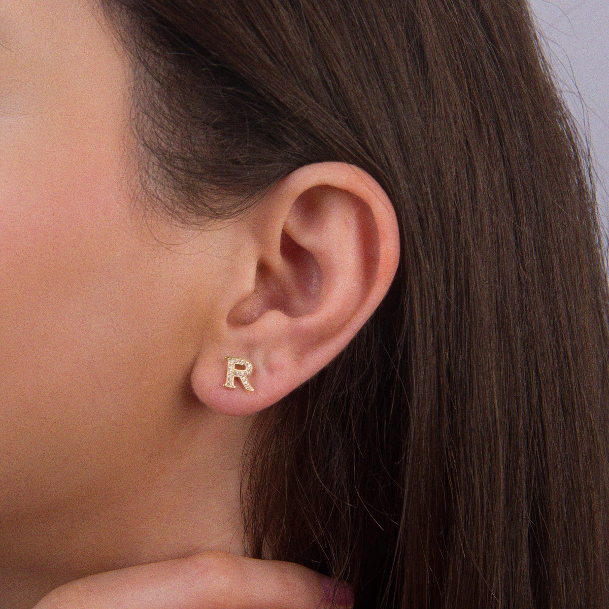 14 Ayar Altın Taşlı R Harf Küpe