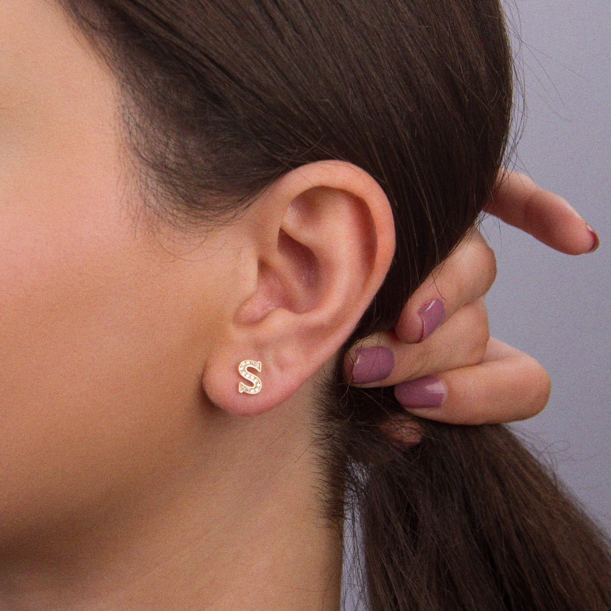 14 Ayar Altın Taşlı S Harf Küpe