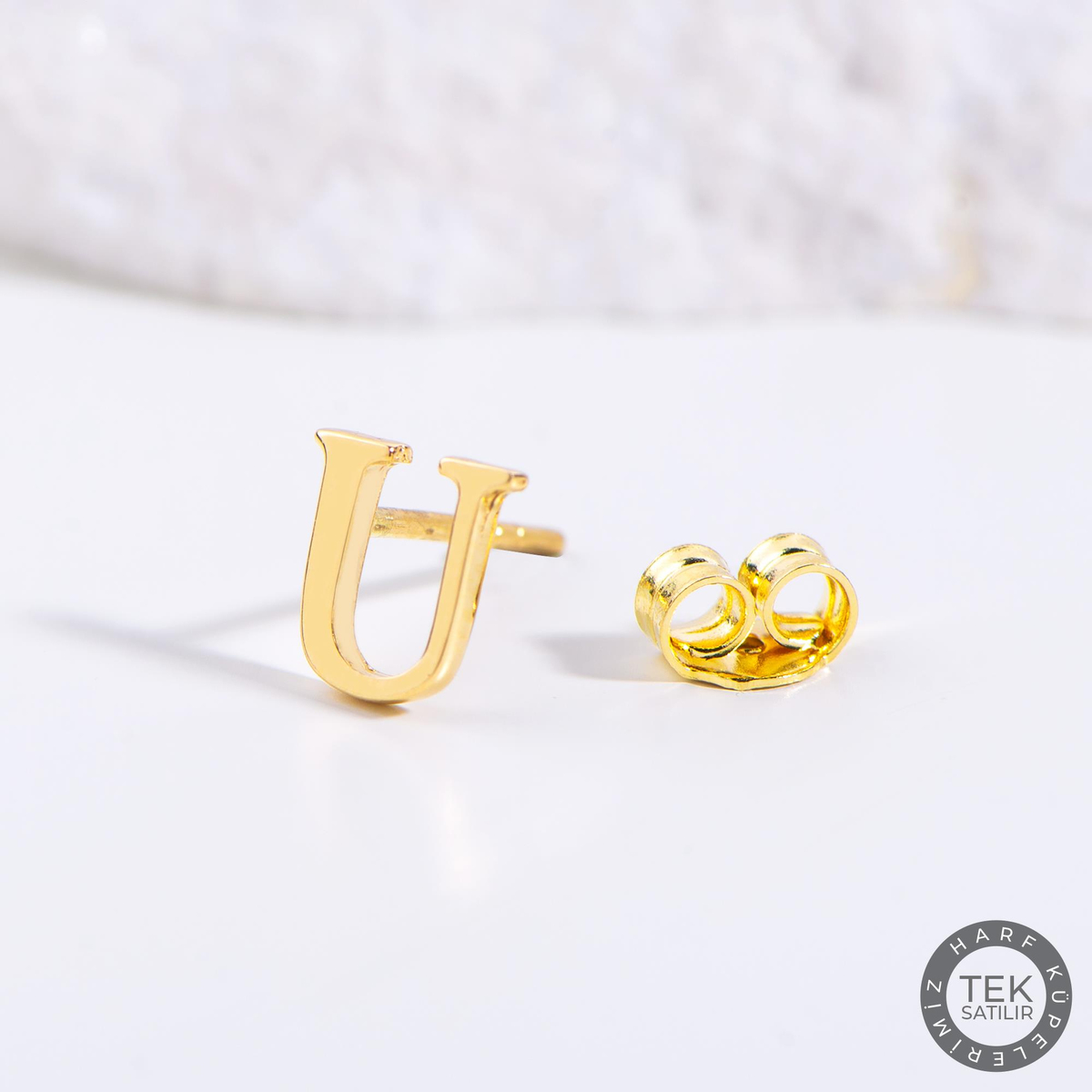 14 Ayar Altın U Harf Küpe