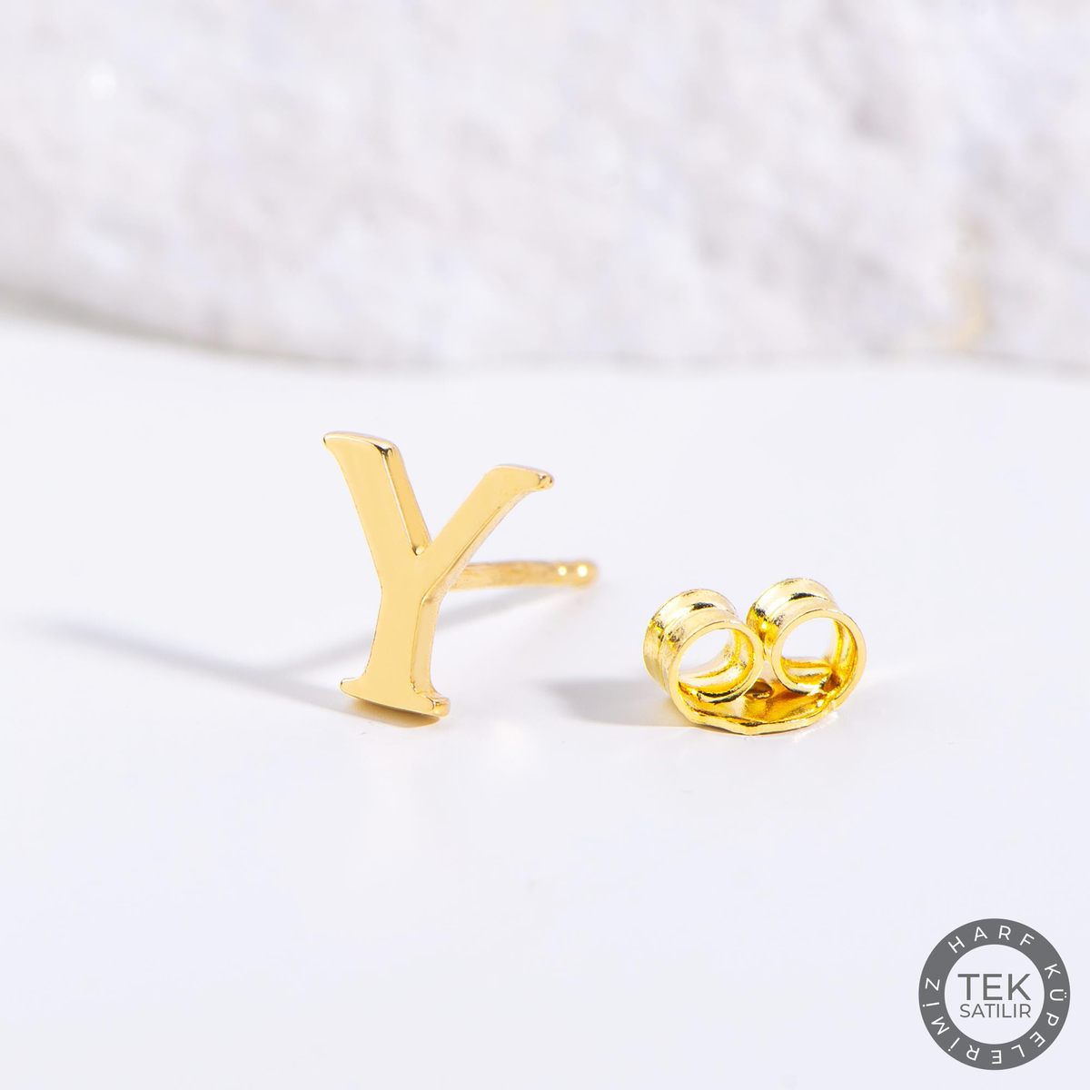 14 Ayar Altın Y Harf Küpe
