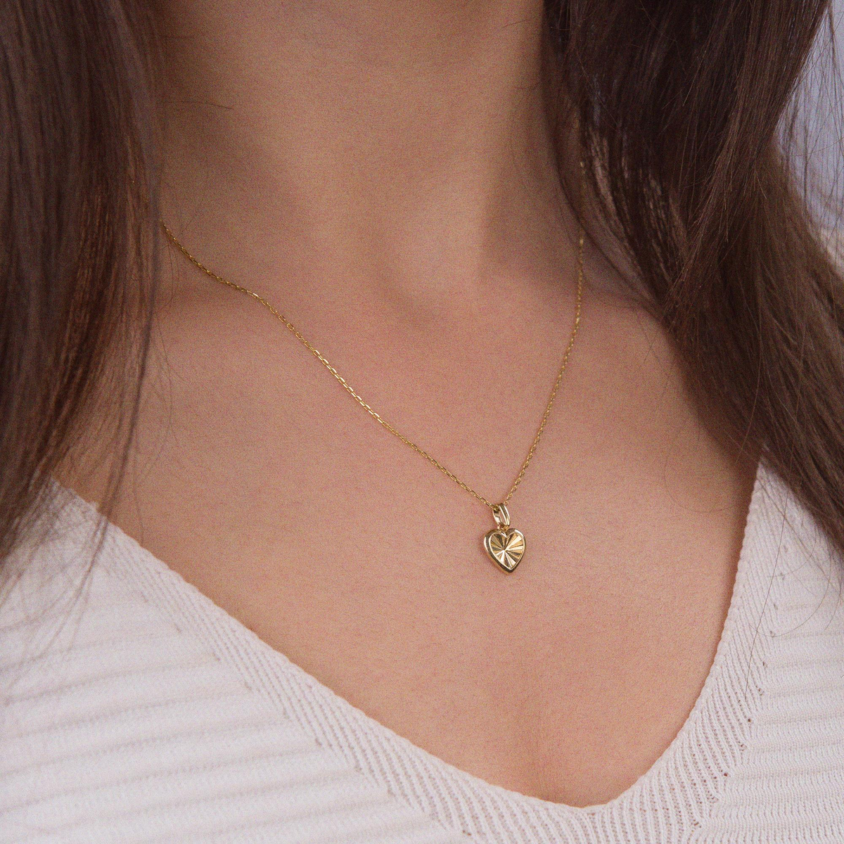 14 Ayar Altın Minik Kalp Kolye