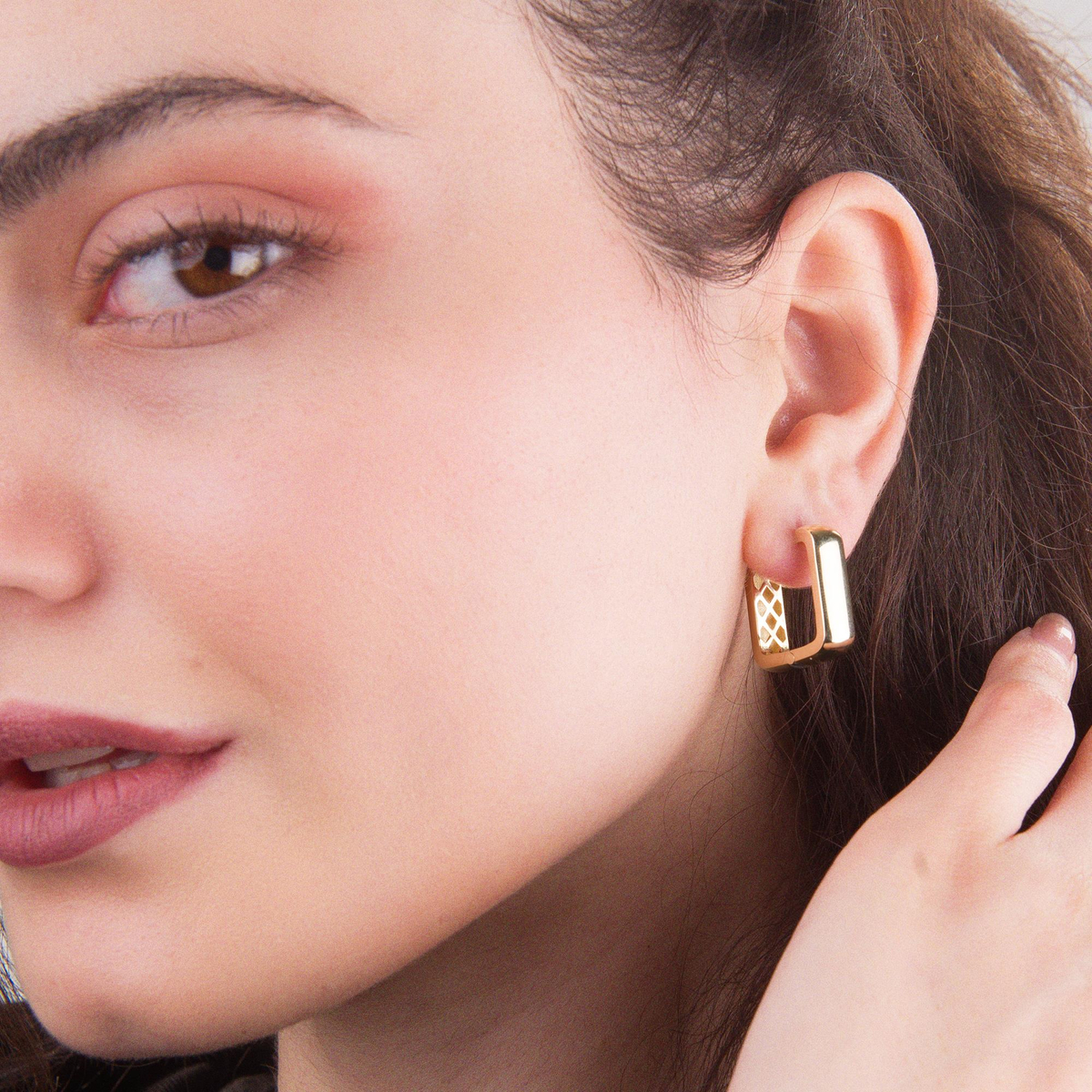 14 AYAR FİZYON ALTIN KÜPE