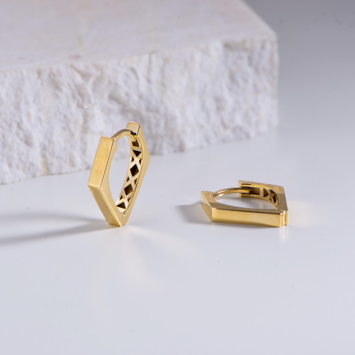 14 AYAR FİZYON ALTIN KÜPE