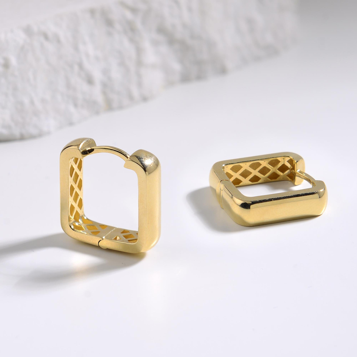 14 AYAR FİZYON ALTIN KÜPE