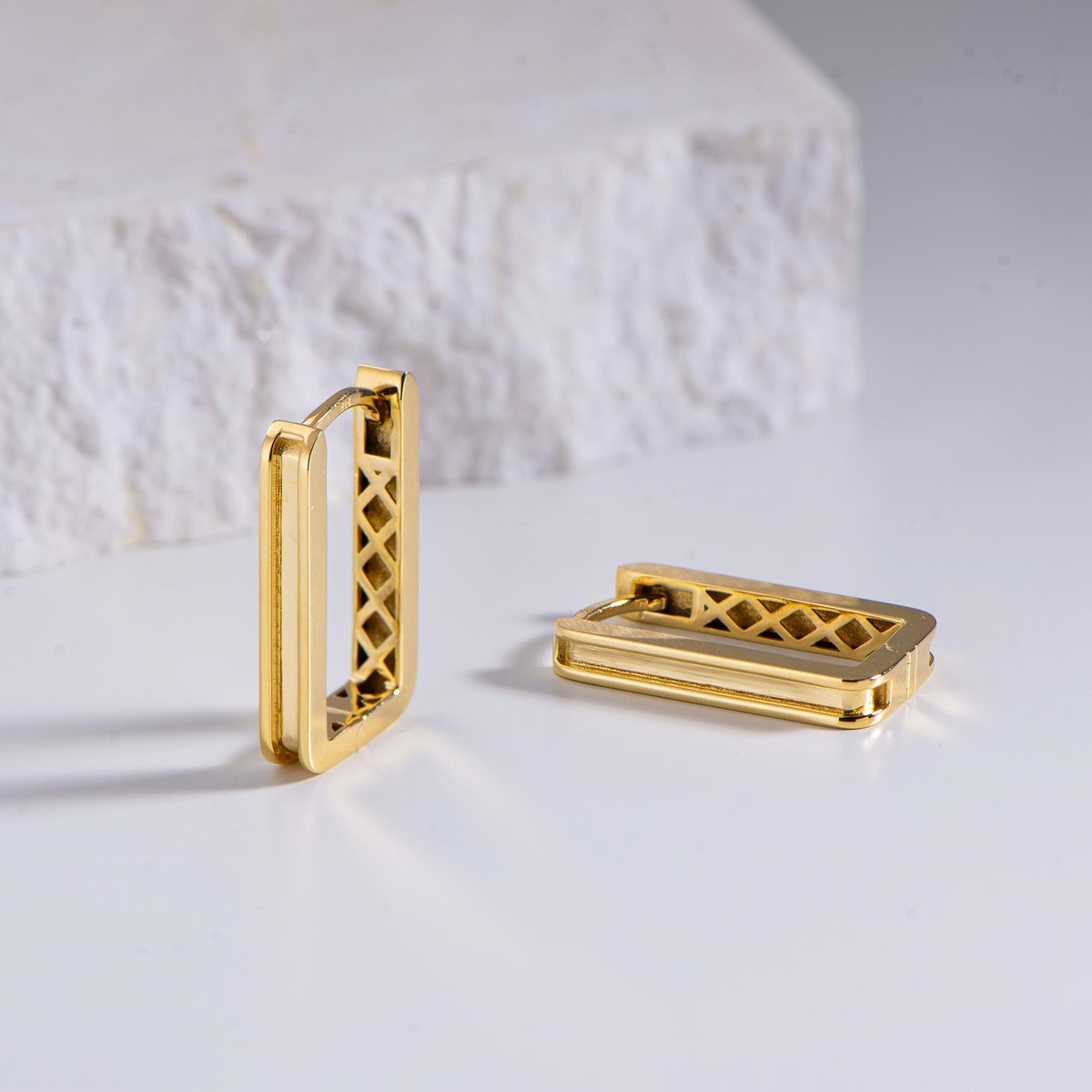 14 AYAR FİZYON ALTIN KÜPE