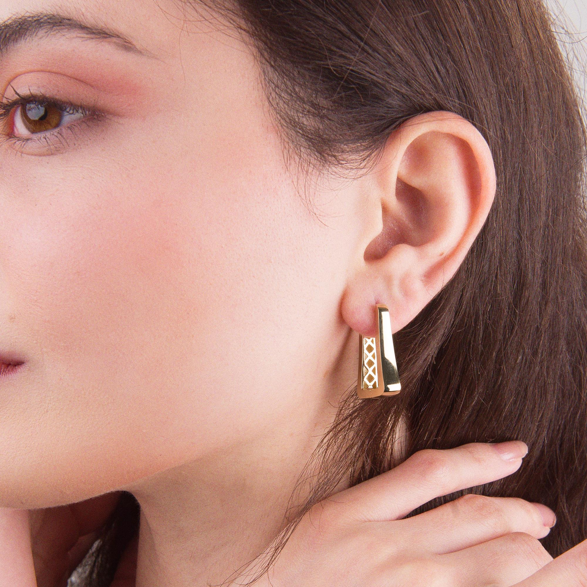 14 AYAR FİZYON ALTIN KÜPE