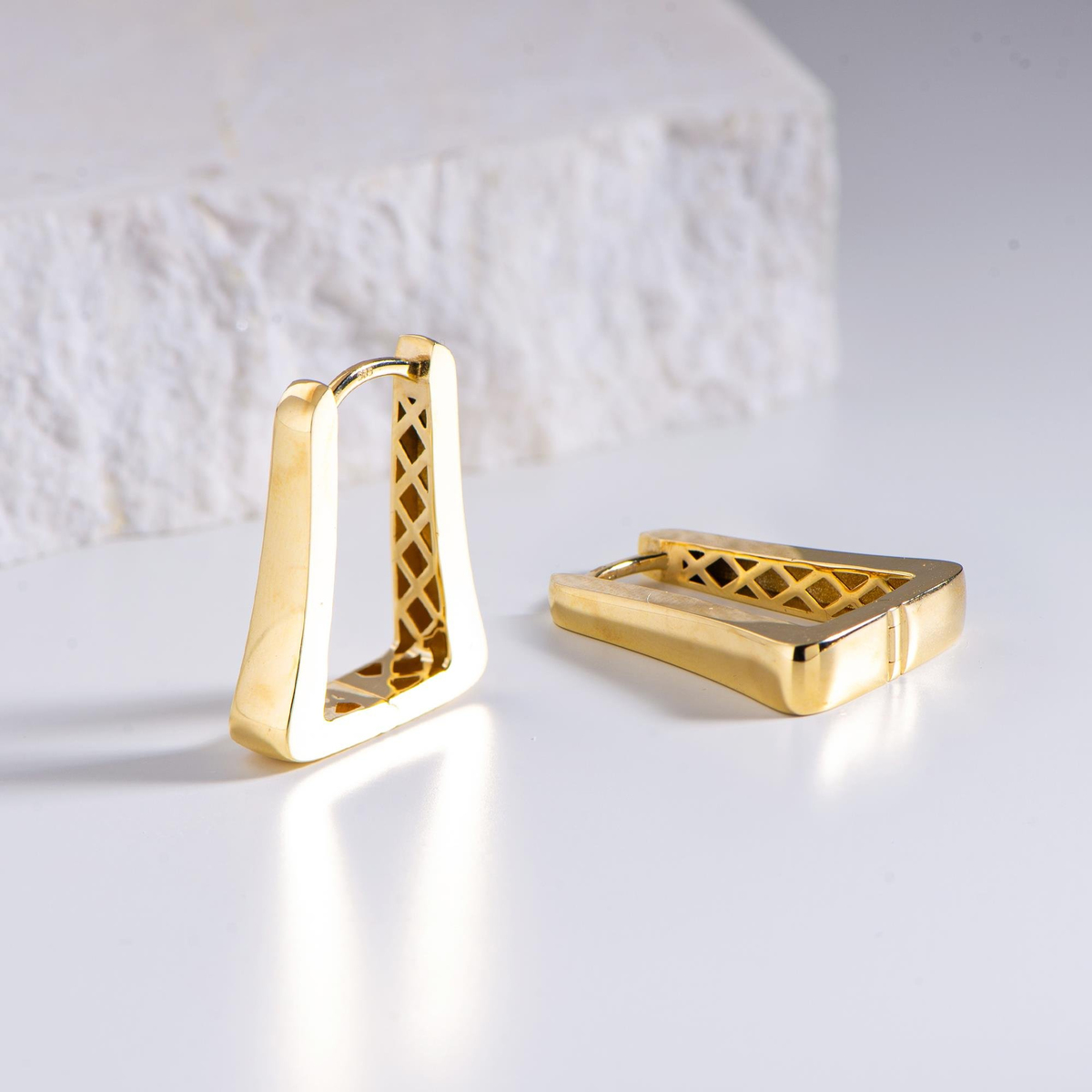 14 AYAR FİZYON ALTIN KÜPE