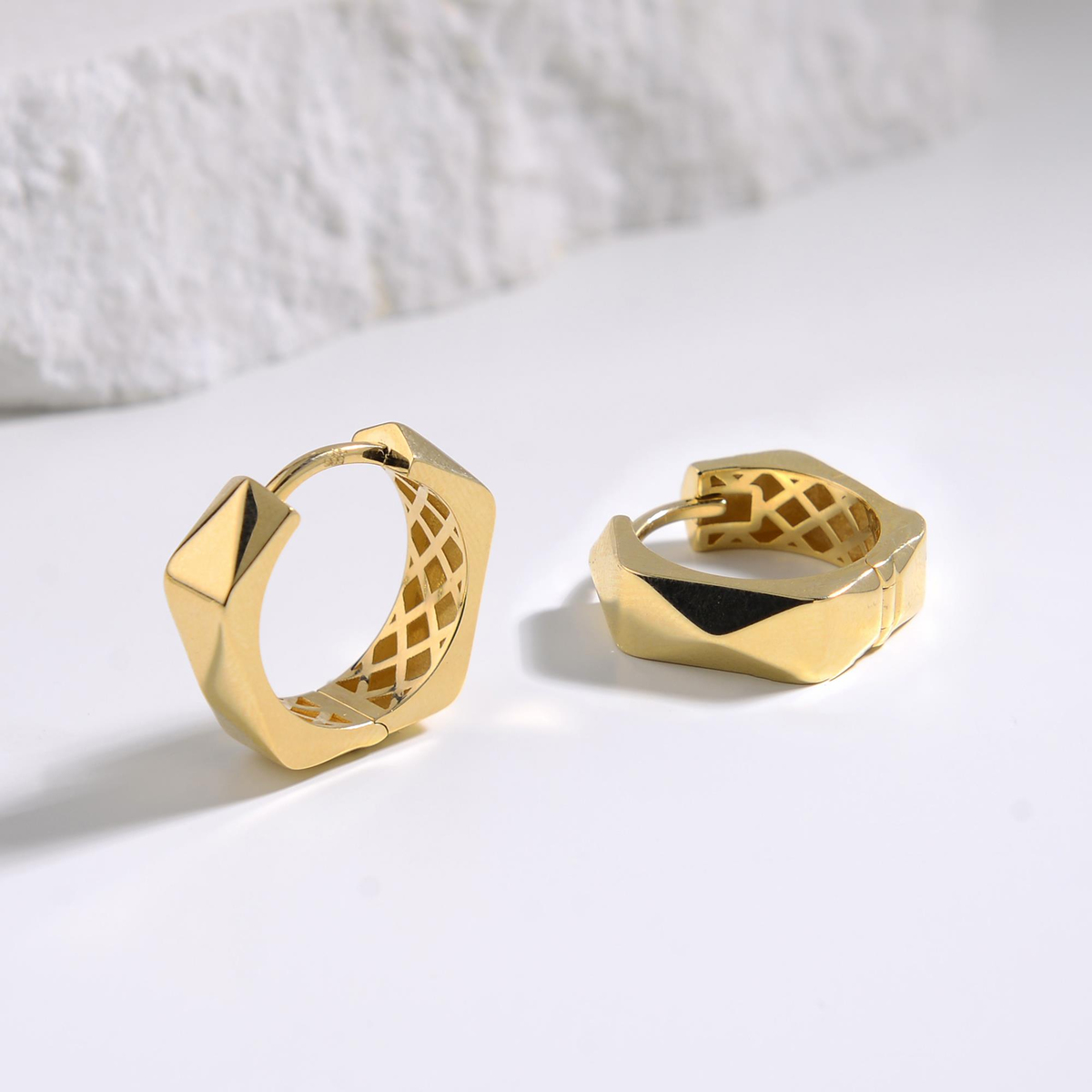 14 AYAR FİZYON ALTIN KÜPE