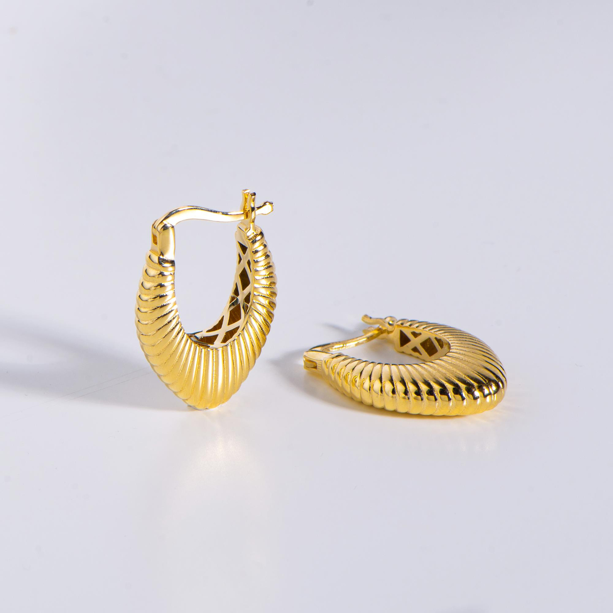 14 Ayar İtalyan Altın Küpe