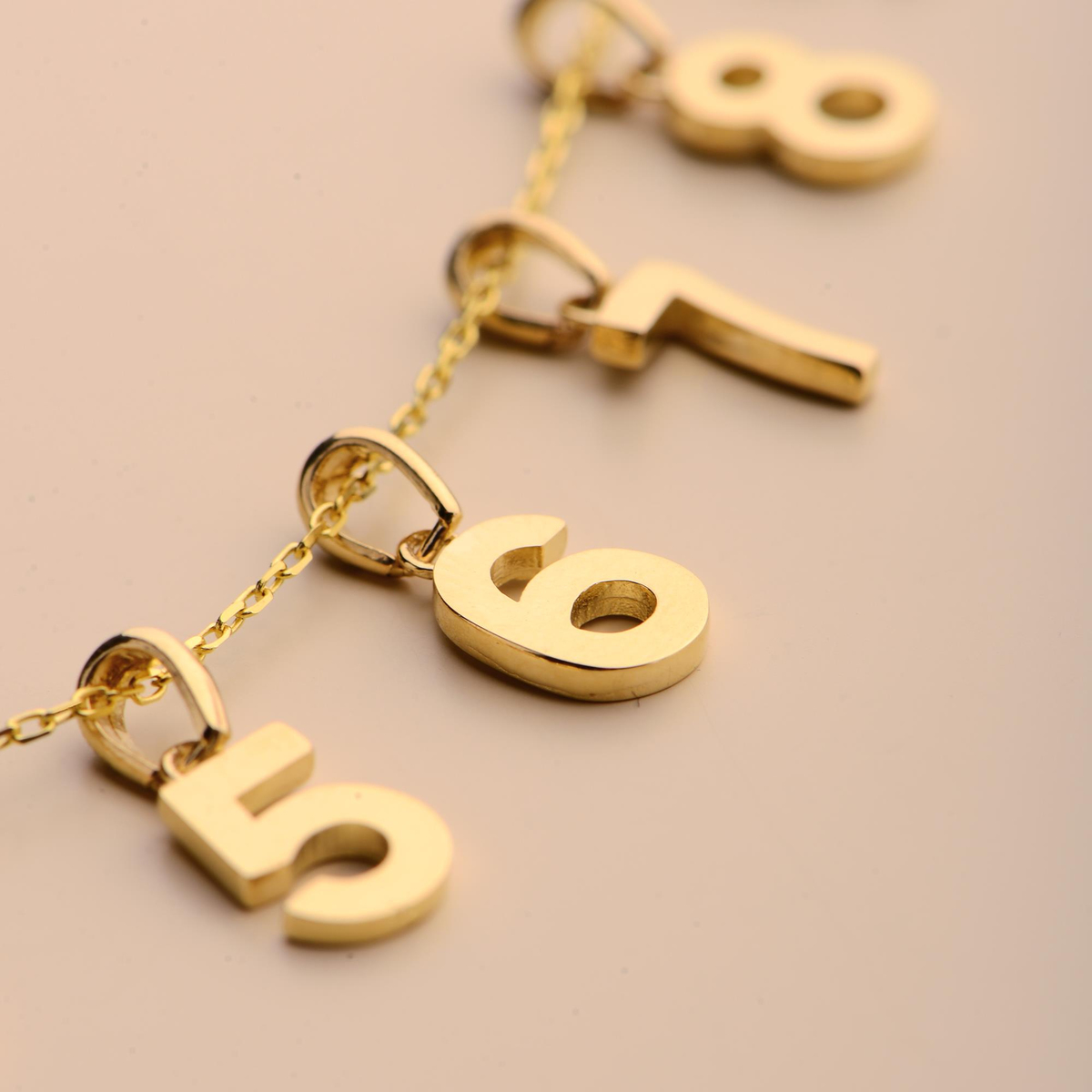 14 Ayar Dokuz Rakamı Altın Kolye