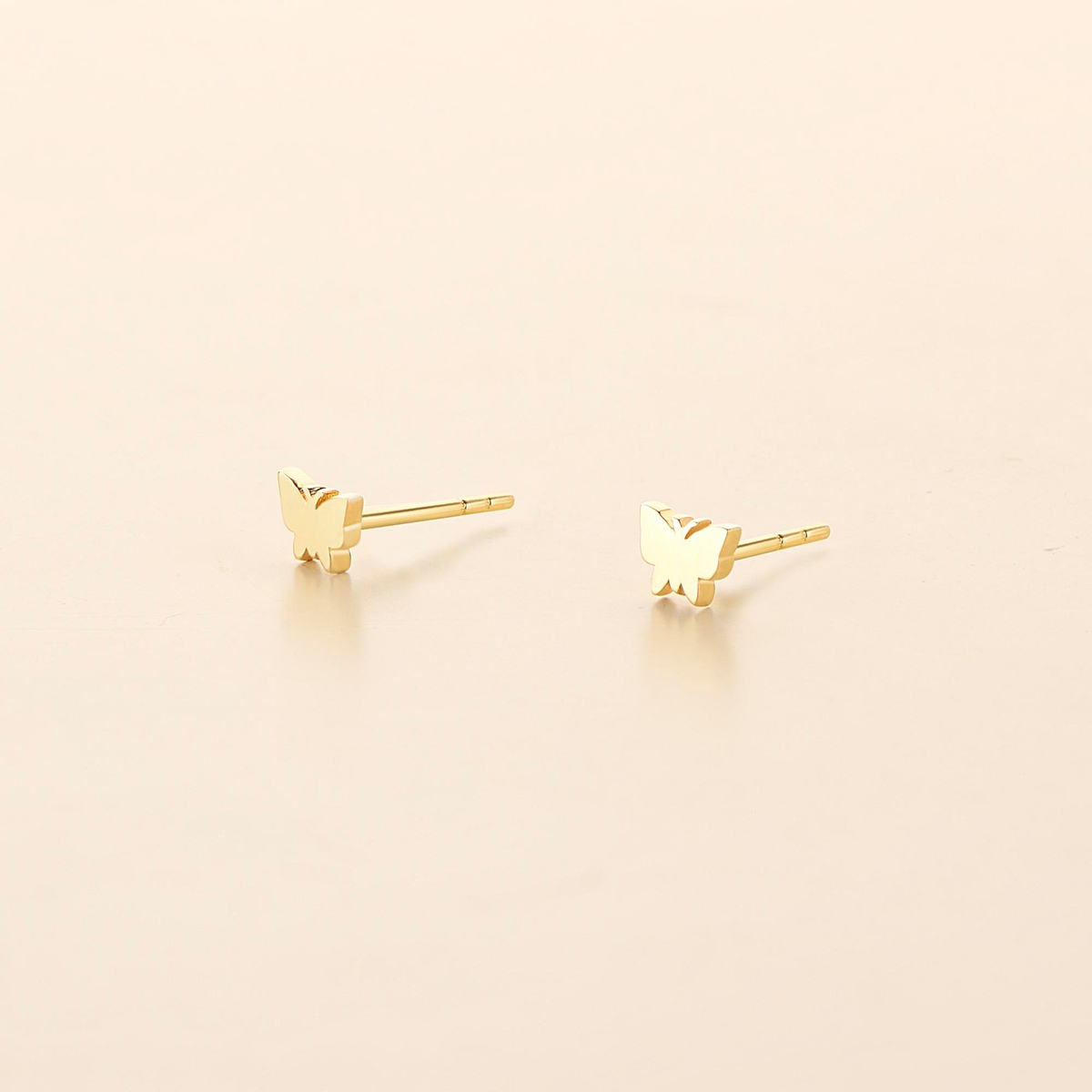 14 Ayar Altın Kelebek Minik Küpe