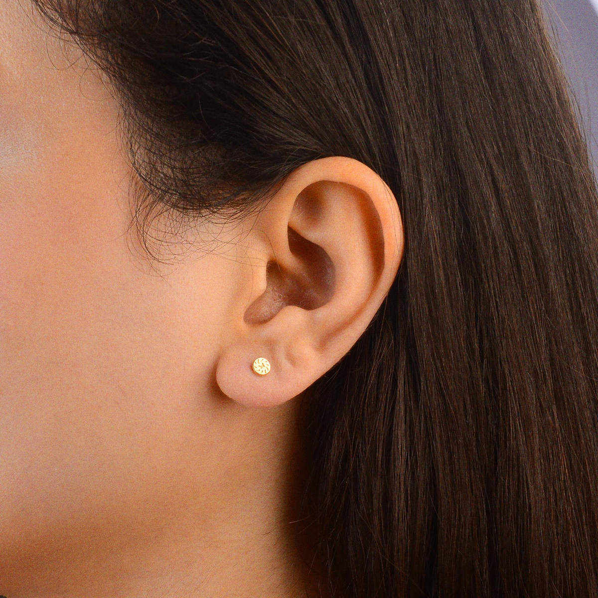 14 Ayar Altın Minik Yuvarlak Küpe