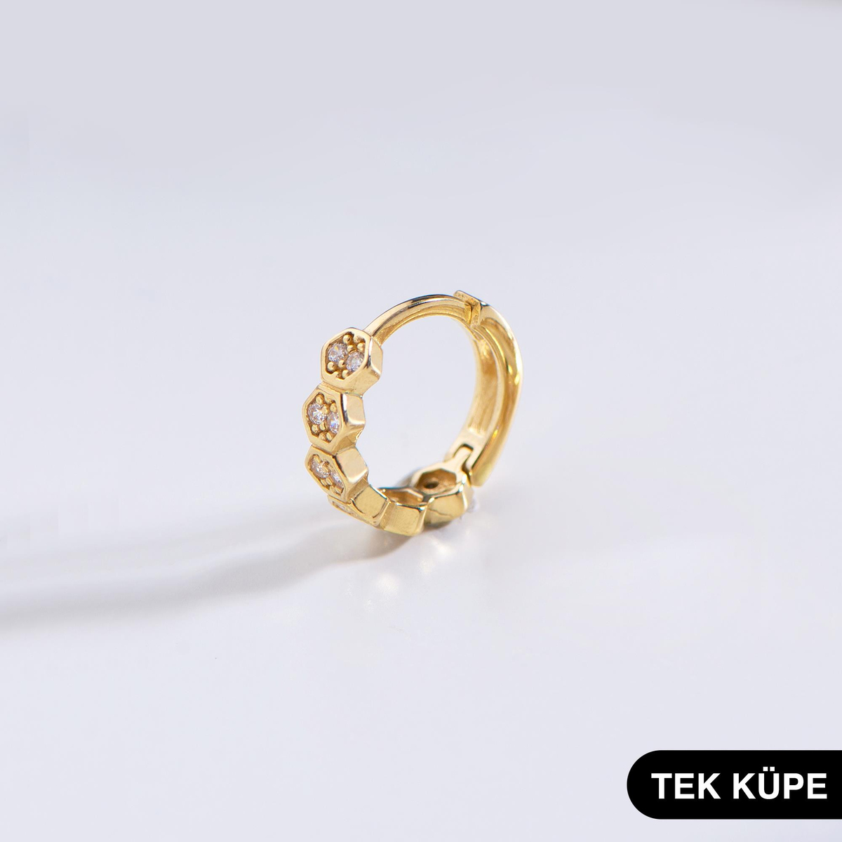 14 Ayar Altın Taşlı Tek Petek Halka Küpe