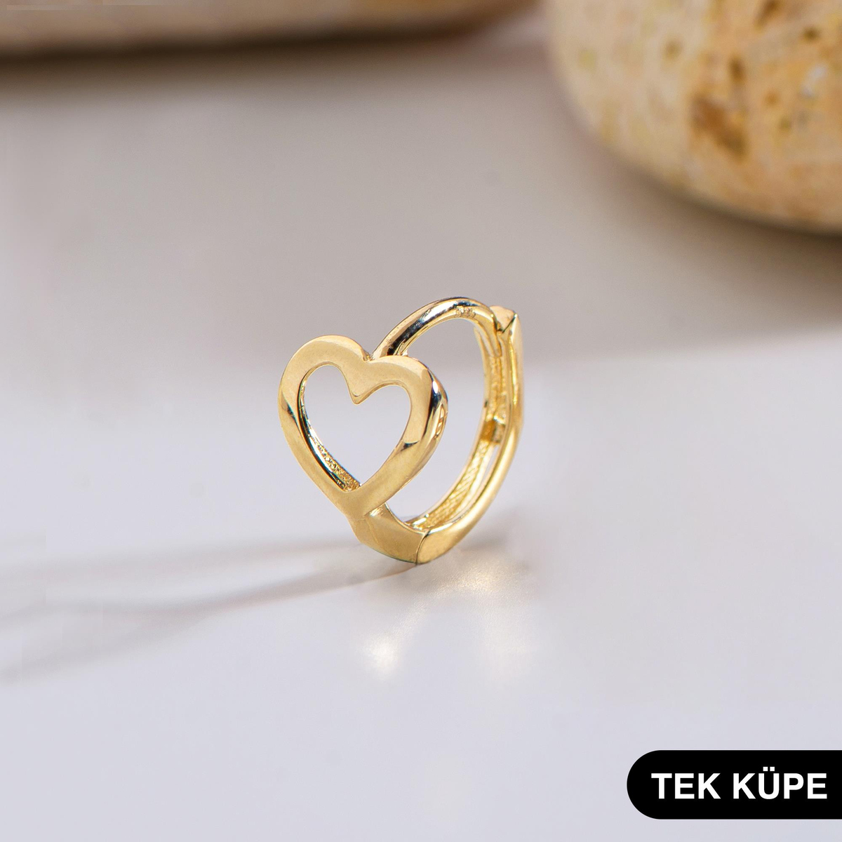 14 Ayar Minik Tek Kalp Halka Altın Küpe