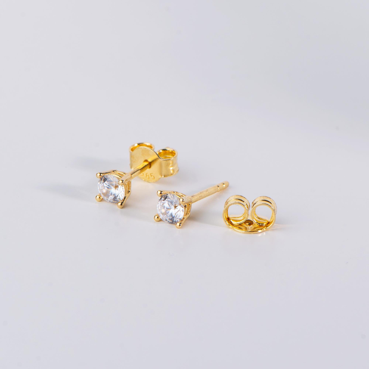 14 Ayar Tektaş Altın Küpe