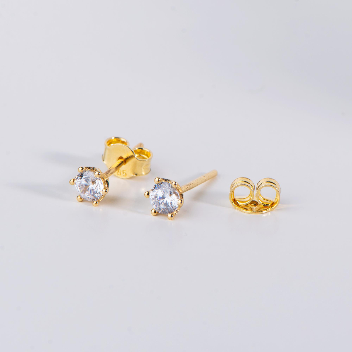 14 Ayar Tektaş Altın Küpe