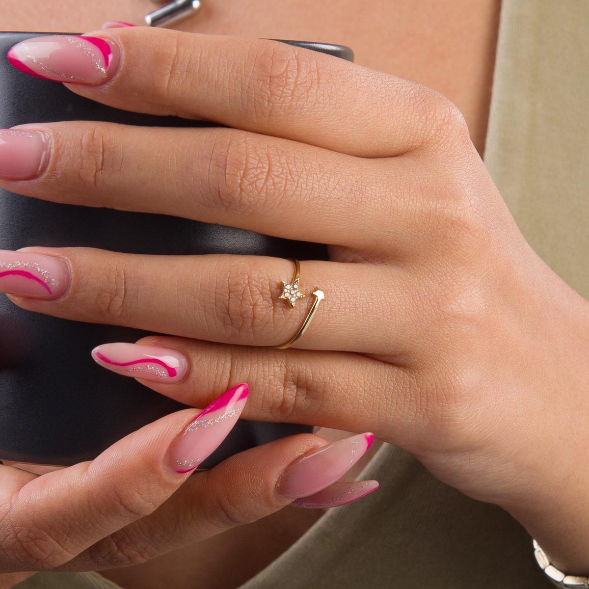 14 Ayar Altın Yıldız Taşlı Ayarlanabilir Yüzük