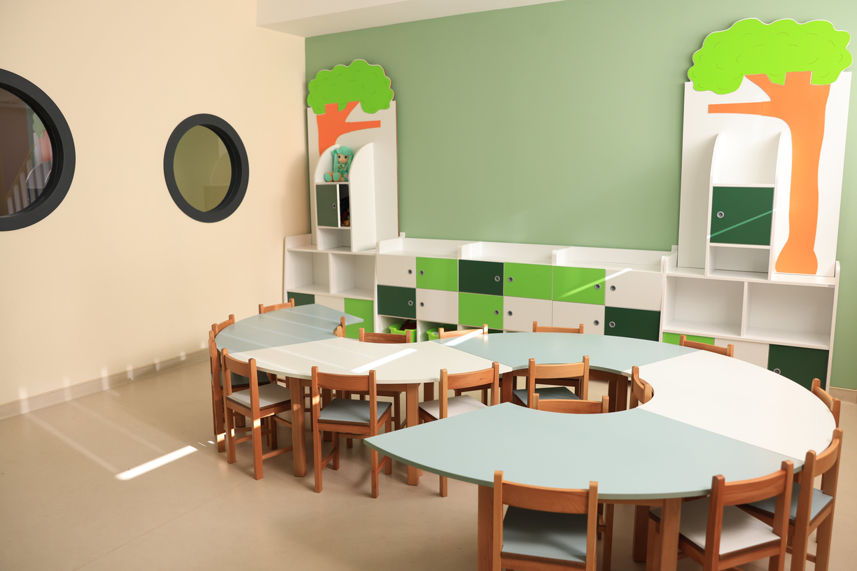 Pendik okul donanımları, okul mobilyaları Pendik, eğitim mobilyaları, okul sırası, okul masa sandalye, öğretmen masası, laboratuvar donanımları, kütüphane mobilyaları, sınıf düzeni ekipmanları, Pendik anaokulu mobilyaları, akıllı tahta, okul dolapları, er