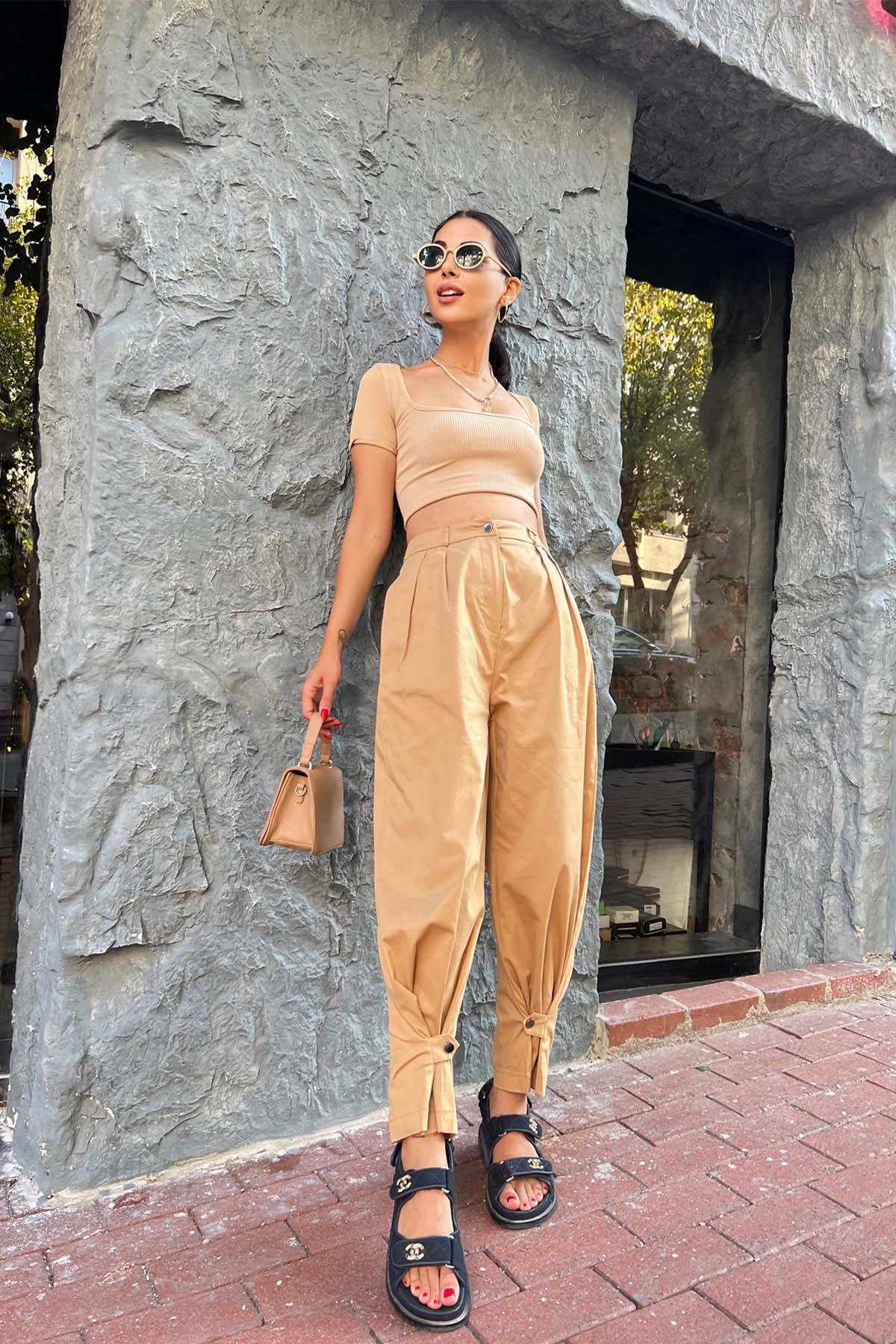 Camel Paçası Çıtçıtlı Gabardin Kadın Pantolon
