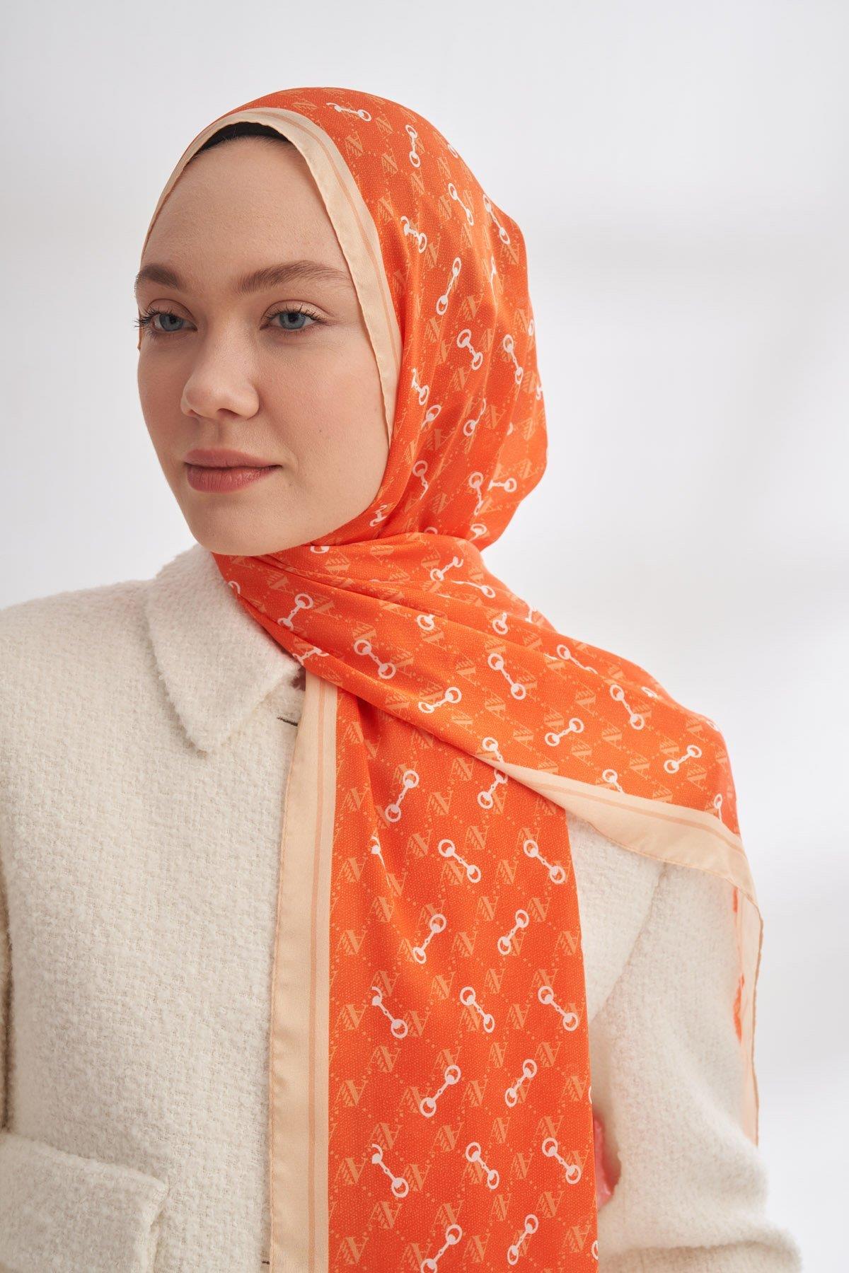 Armanda Desenli Vual Şal Orange Rengi