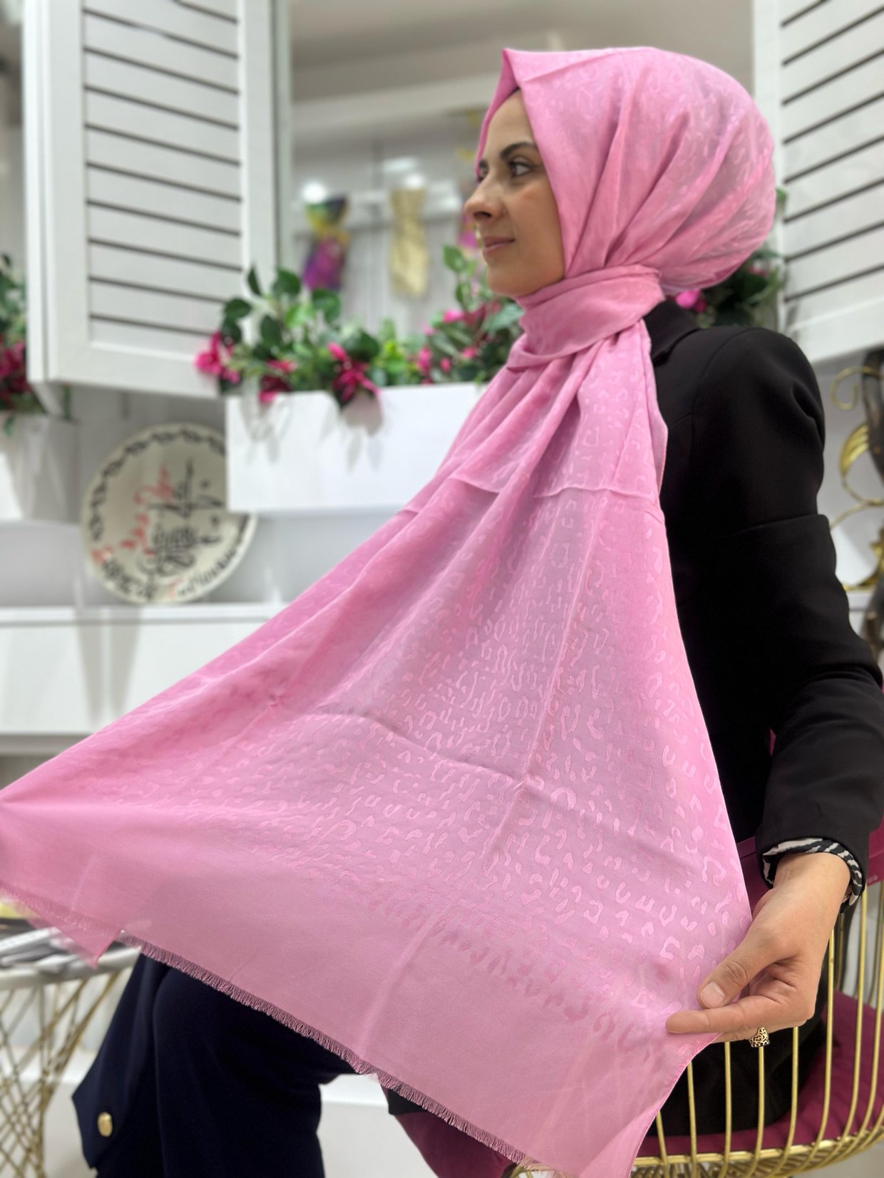 İpekevi Jakarlı Şal Şeker Pembe Rengi