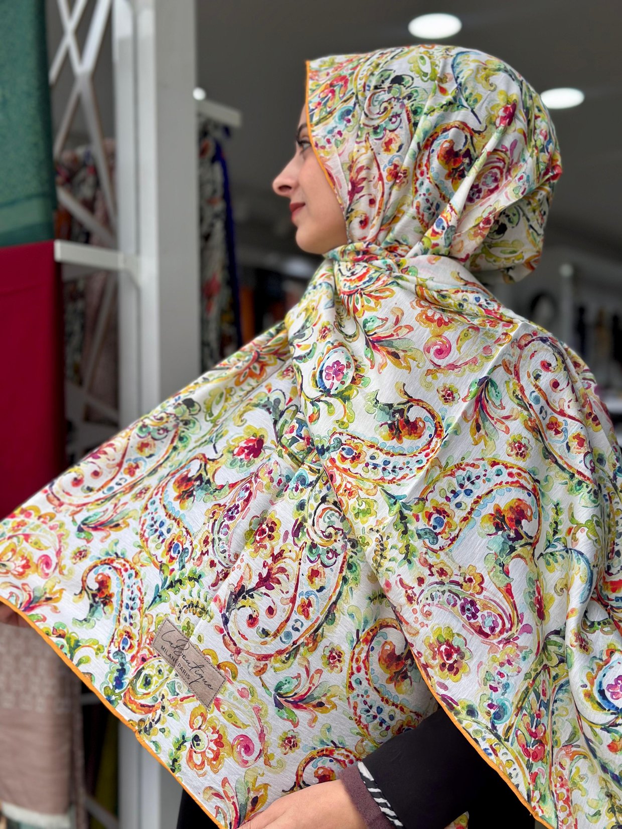 La Boutique Desenli Güz Şal 2405-01