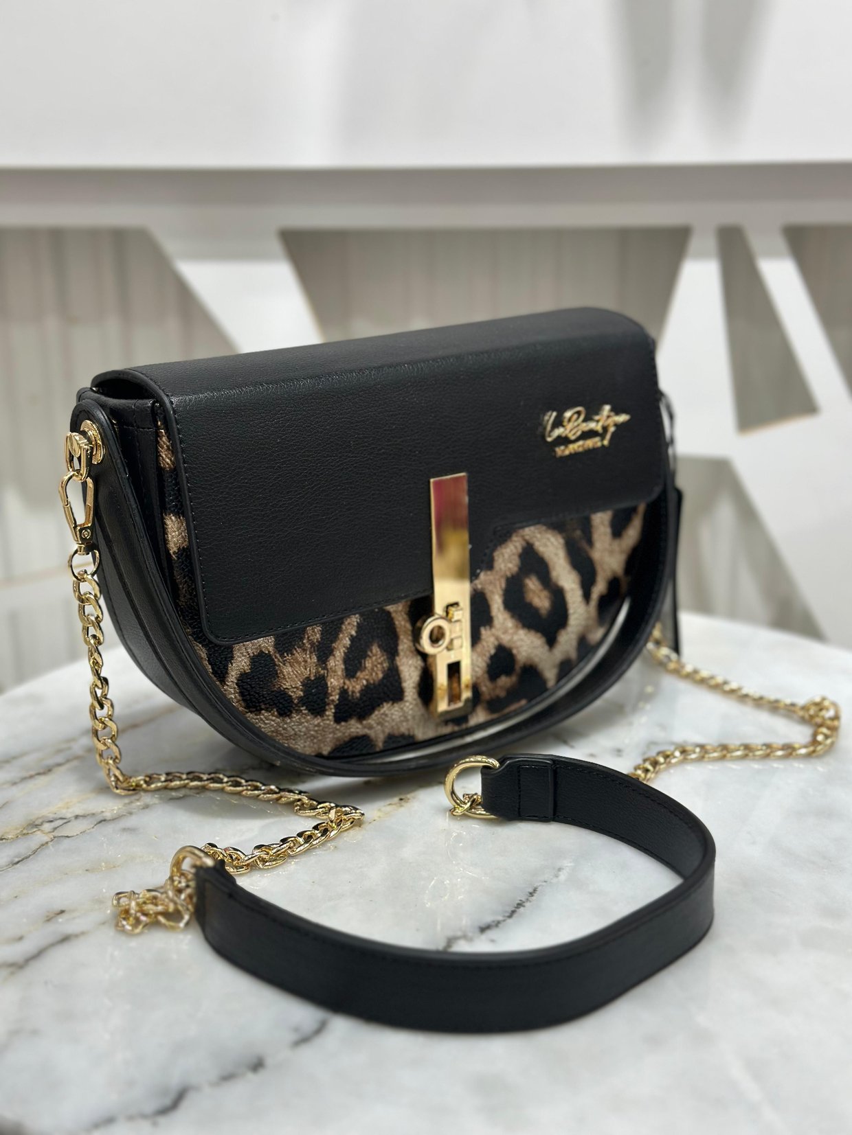 La Boutique Leopar Desenli Çanta