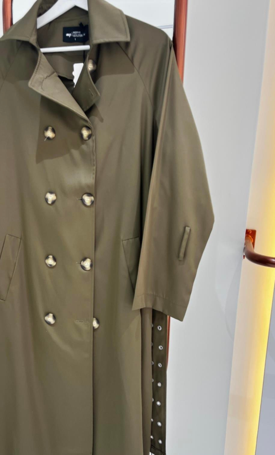 Kuşgözü Detaylı Trençkot Haki  - Merve Gültekin Atelier