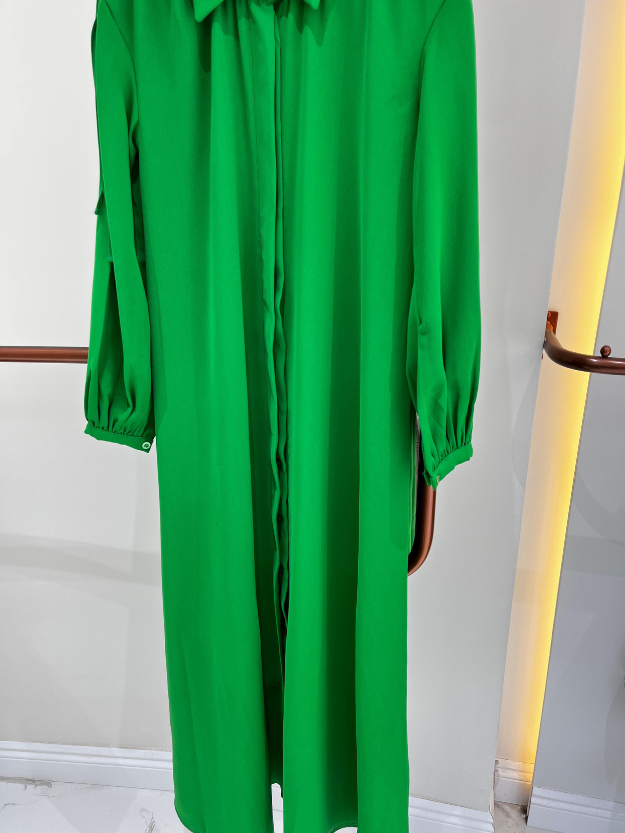 Mila Omuz Detaylı Krep Elbise Benetton  - Merve Gültekin Atelier