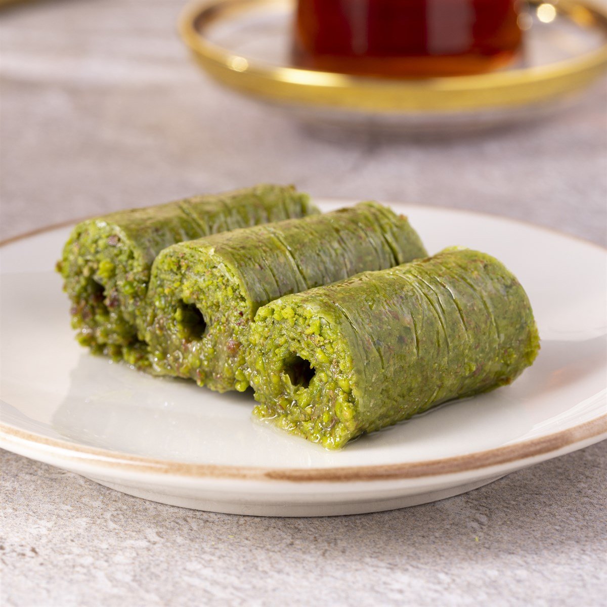 Turkish Delight with Pistachio Kadayif