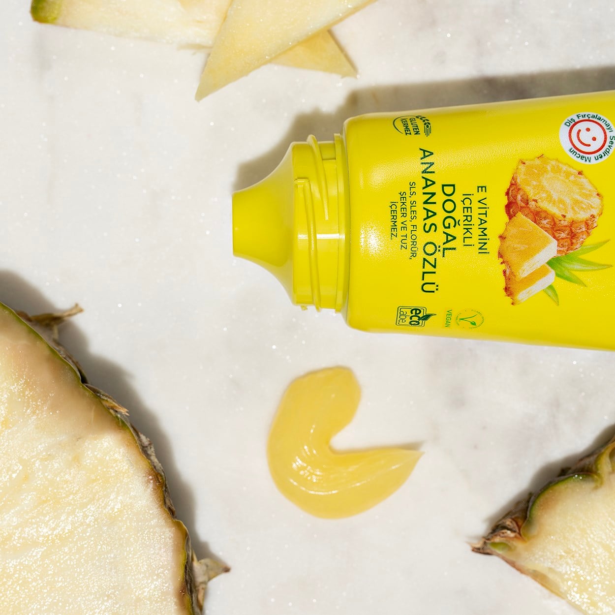 Doğal Ananas Özlü 2-6 Yaş Çocuk Diş Macunu 60 ml