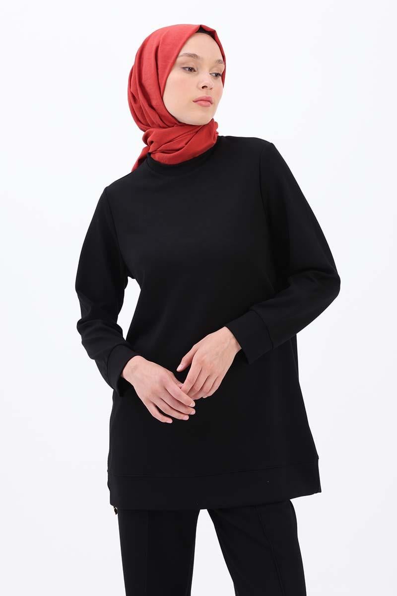 Black-Garni Pleated Tunic