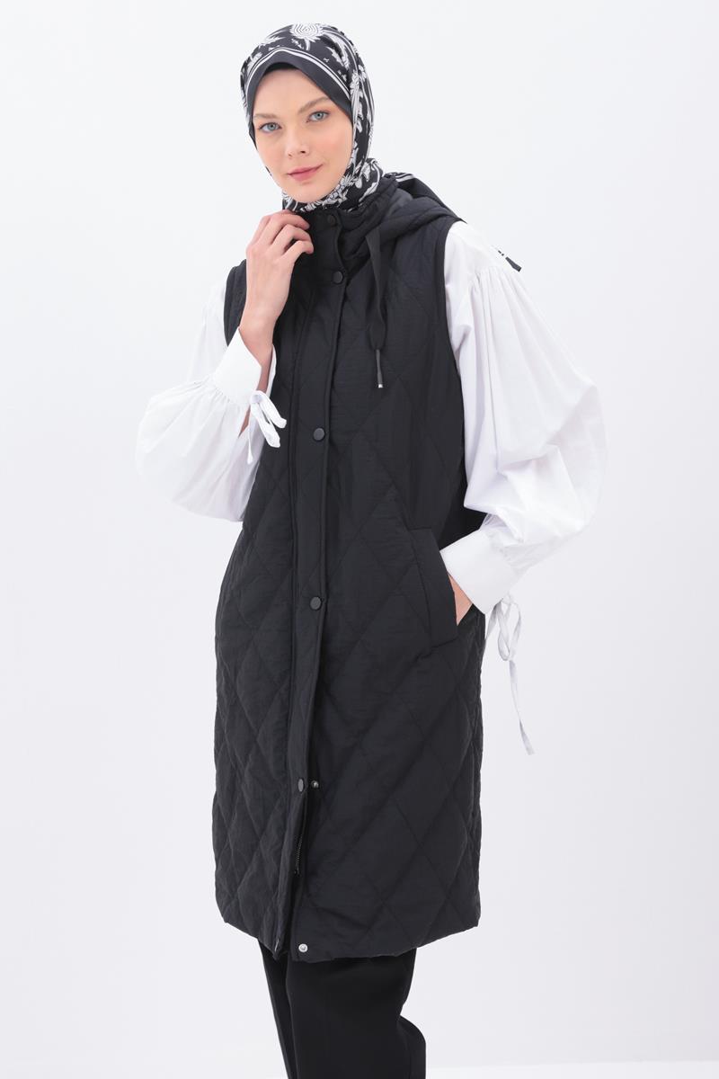 Black-Hooded Quilted Vest