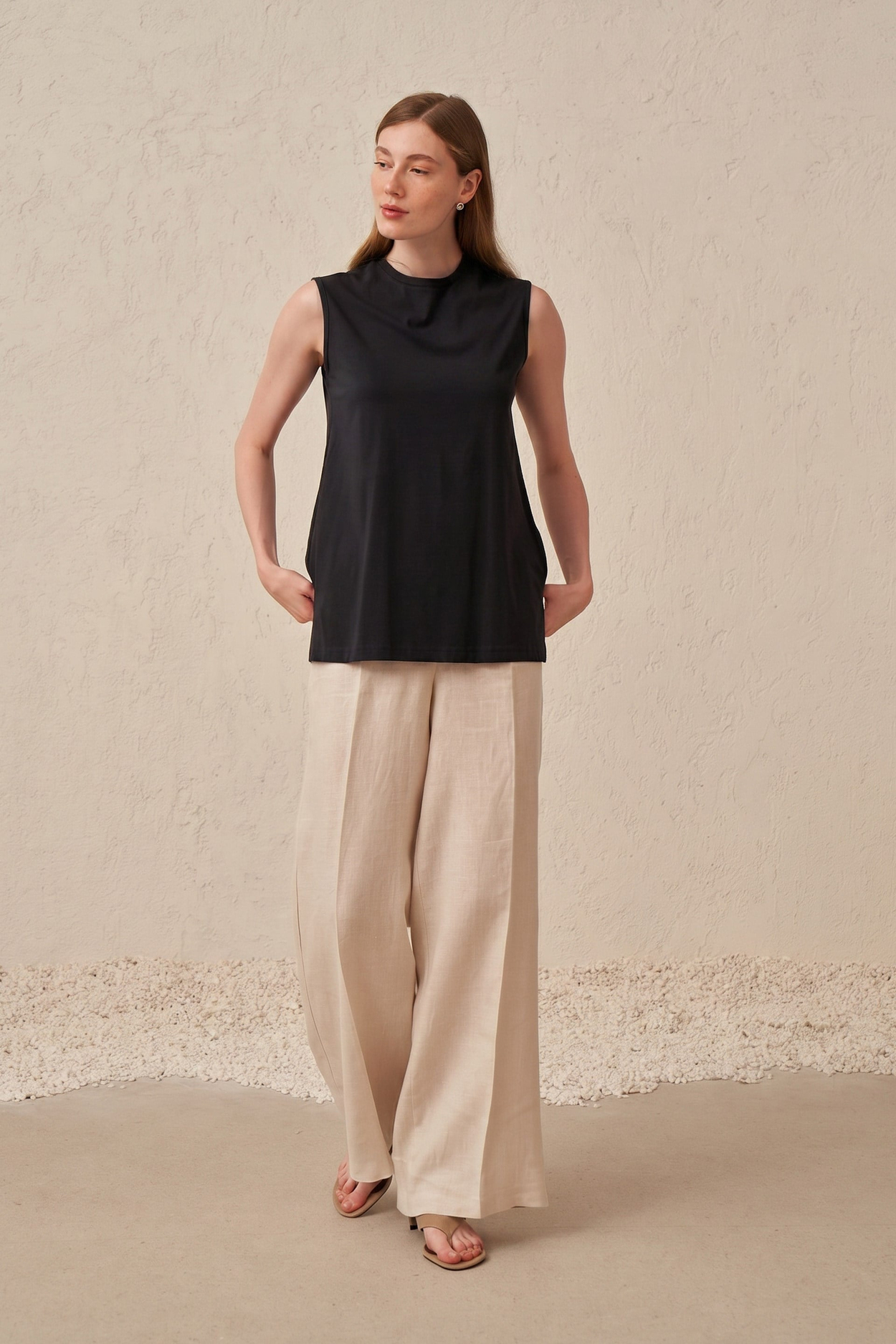 Siyah-Kolsuz Modal T-Shirt